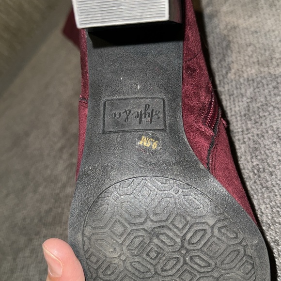 Maroon suede boots S9.5 - Picture 2 of 2